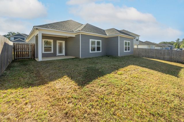 26 Vineyard Drive, Phenix City, AL 36869