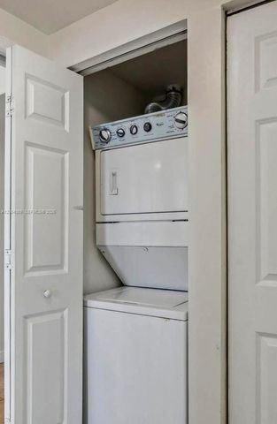 888 S Douglas Rd 1512, Coral Gables, FL 33134