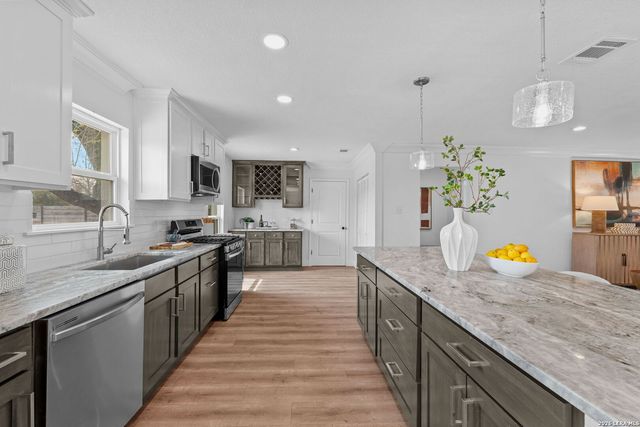 1408 Wiltshire, San Antonio, TX 78209