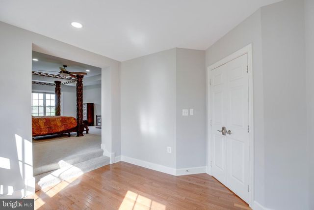 13300 APRIL CIR, Lovettsville, VA 20180