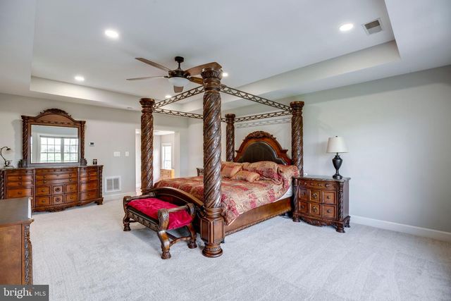 13300 APRIL CIR, Lovettsville, VA 20180