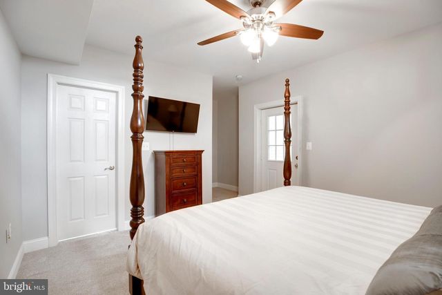 13300 APRIL CIR, Lovettsville, VA 20180