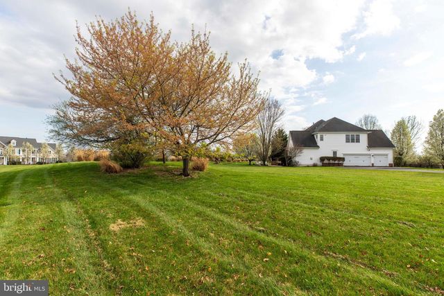 13300 APRIL CIR, Lovettsville, VA 20180