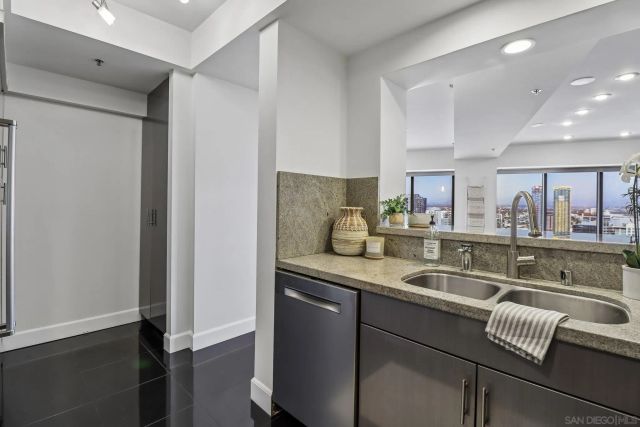 200 Harbor Dr 3201, San Diego, CA 92101