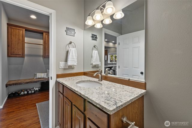 652 Joy Street, Eatonville, WA 98328