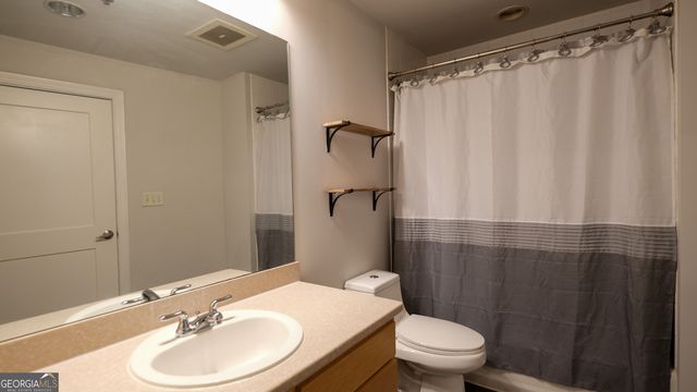 115 W Peachtree Place NW 709, Atlanta, GA 30313