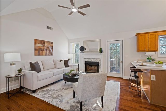 517 Hillcrest Cross Road, Canton, GA 30115