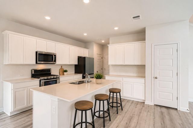 7601 Frida BND 95, Austin, TX 78744