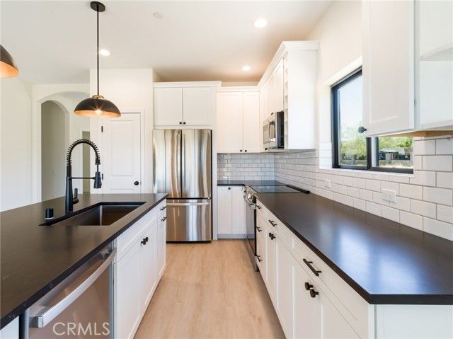 7220 Hanford Avenue, Yucca Valley, CA 92284