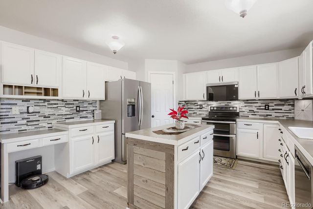 453 Wrybill Court, Loveland, CO 80537