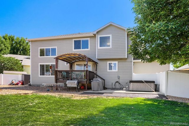 453 Wrybill Court, Loveland, CO 80537