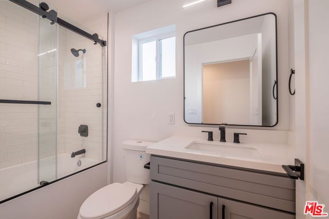 2107 Pullman Lane E, Redondo Beach, CA 90278