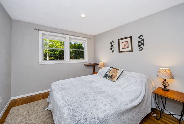 8 Clearview Dr, Marlborough, MA 01752