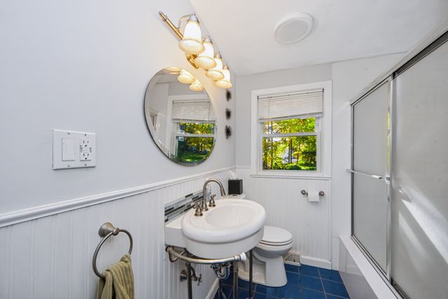 8 Clearview Dr, Marlborough, MA 01752