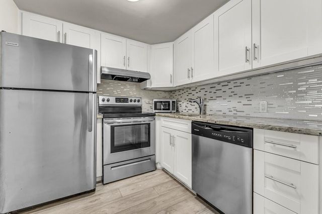 297 Dorset H, Boca Raton, FL 33434