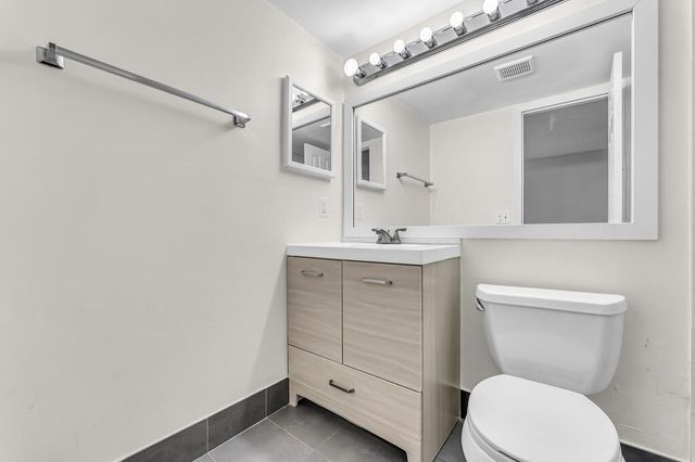 297 Dorset H, Boca Raton, FL 33434
