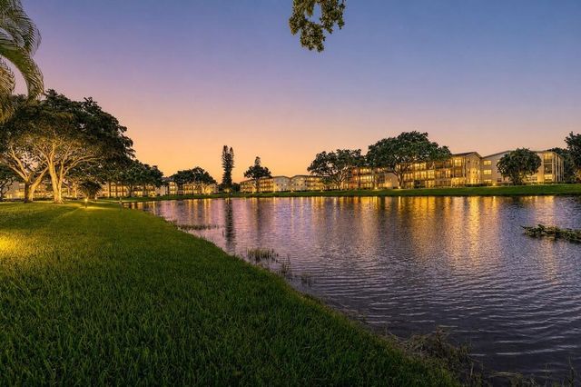 297 Dorset H, Boca Raton, FL 33434