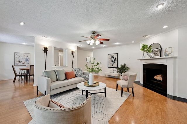 2406 Burly Oak DR, Austin, TX 78745