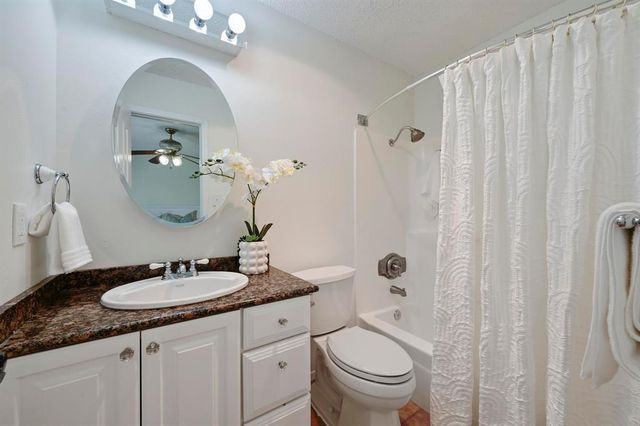 2406 Burly Oak DR, Austin, TX 78745