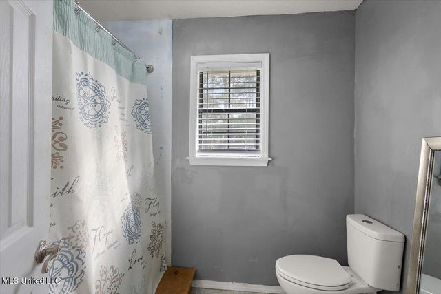 147 Wolverton Drive, Magee, MS 39111