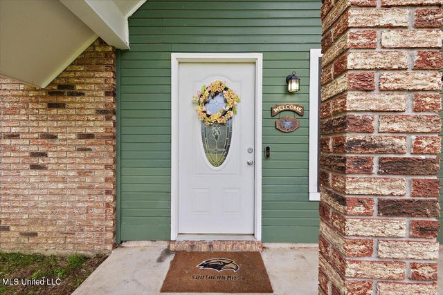 147 Wolverton Drive, Magee, MS 39111