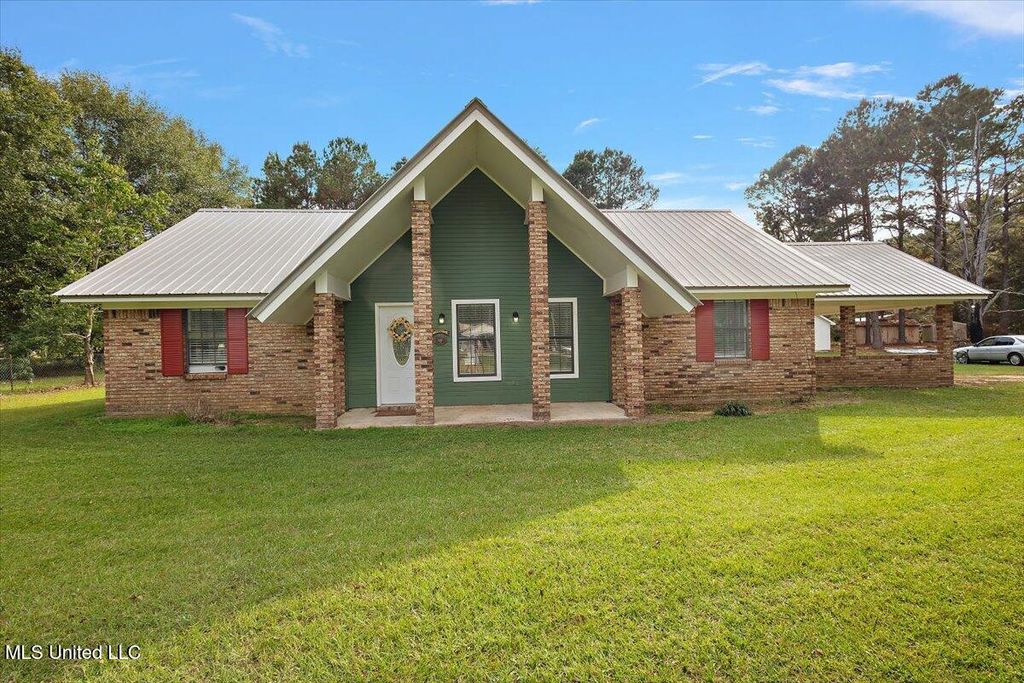 147 Wolverton Drive, Magee, MS 39111