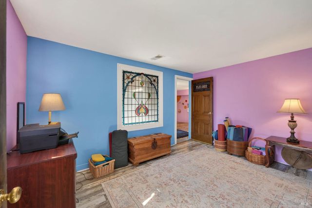 1450 Timberhill Rd, Santa Rosa, CA 95401