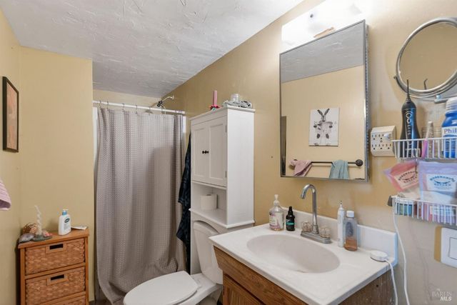 1450 Timberhill Rd, Santa Rosa, CA 95401