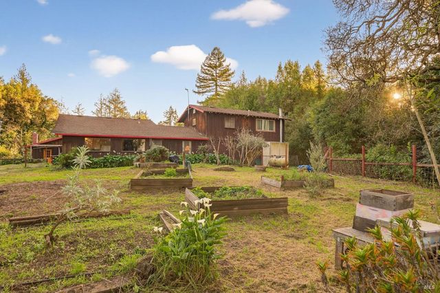 1450 Timberhill Rd, Santa Rosa, CA 95401