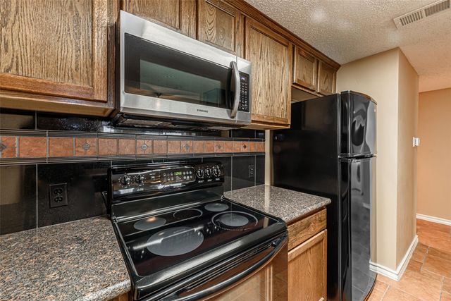 14655 Champion Forest Drive 1501, Houston, TX 77069