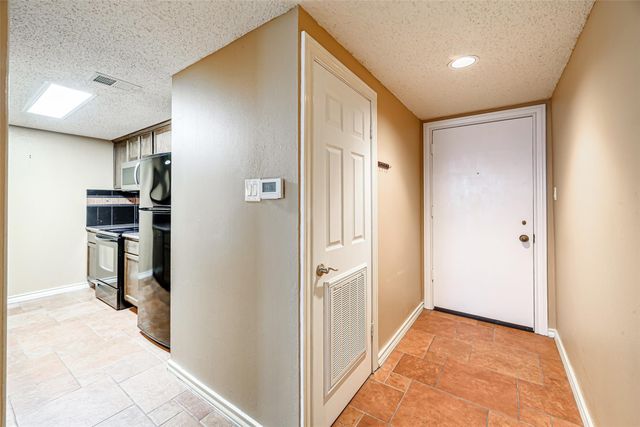 14655 Champion Forest Drive 1501, Houston, TX 77069