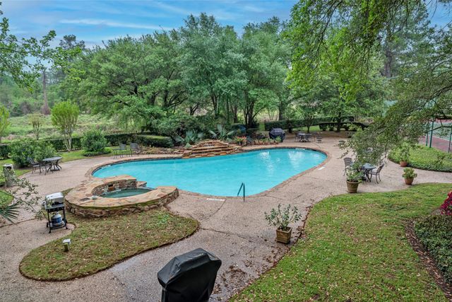 14655 Champion Forest Drive 1501, Houston, TX 77069