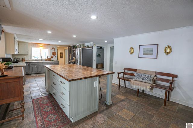 1465 Bryan Rd, Boaz, Mccracken, KY 42027