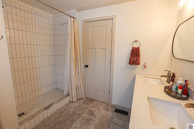 1465 Bryan Rd, Boaz, Mccracken, KY 42027