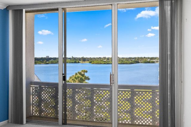 2760 S Ocean Boulevard 517, Palm Beach, FL 33480