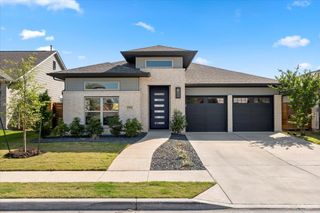 7905 Catbird LN, Austin, TX 78744