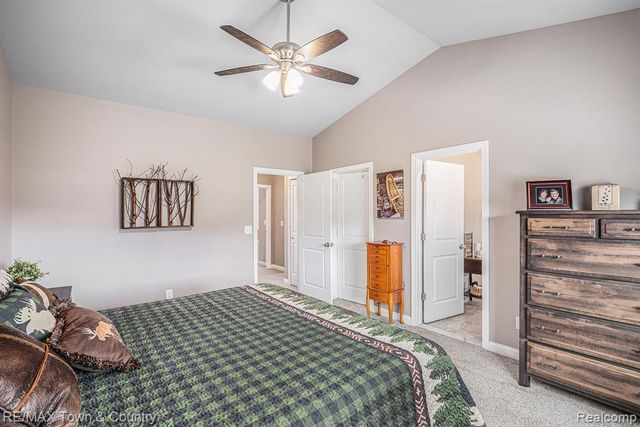 1535 Woodlake Lane, Grand Blanc, MI 48439