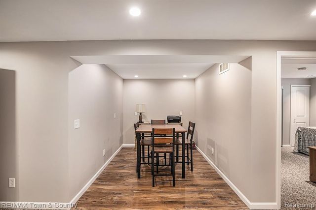 1535 Woodlake Lane, Grand Blanc, MI 48439
