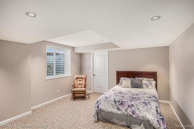 1535 Woodlake Lane, Grand Blanc, MI 48439