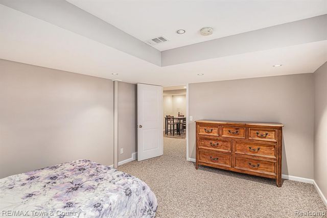 1535 Woodlake Lane, Grand Blanc, MI 48439