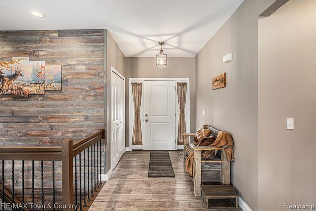 1535 Woodlake Lane, Grand Blanc, MI 48439