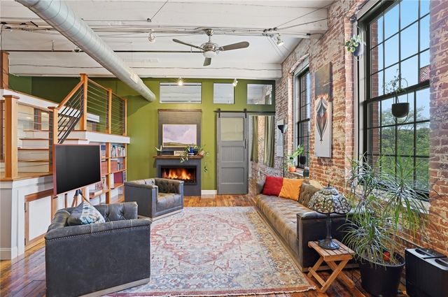 532 KINSLEY Avenue 303, Providence, RI 02909