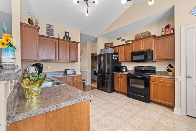 86 Thornhill Court, Clayton, NC 27520