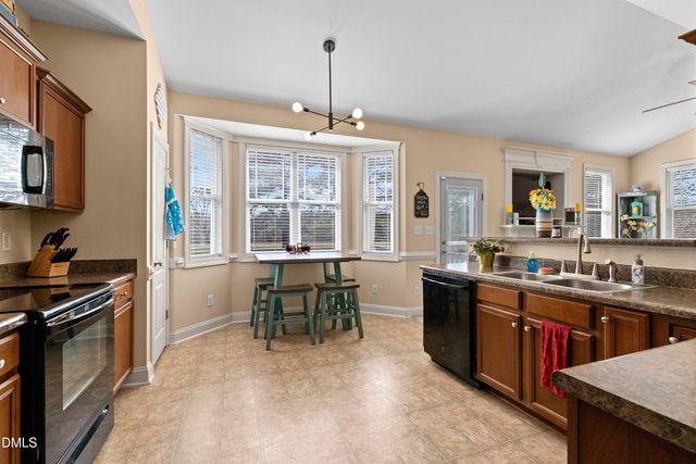 86 Thornhill Court, Clayton, NC 27520