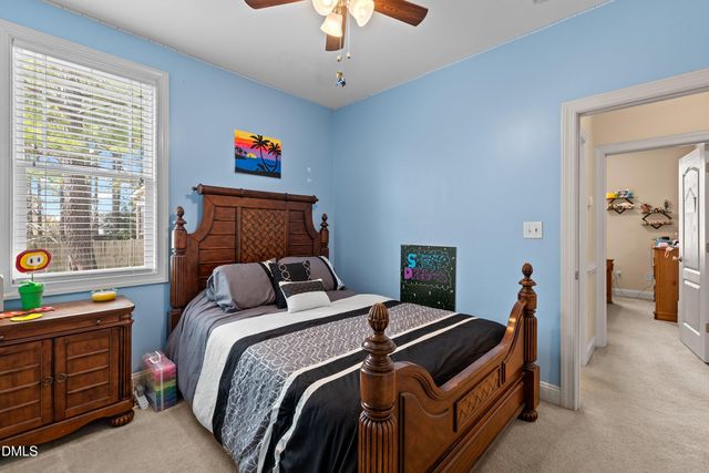 86 Thornhill Court, Clayton, NC 27520