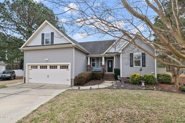 86 Thornhill Court, Clayton, NC 27520