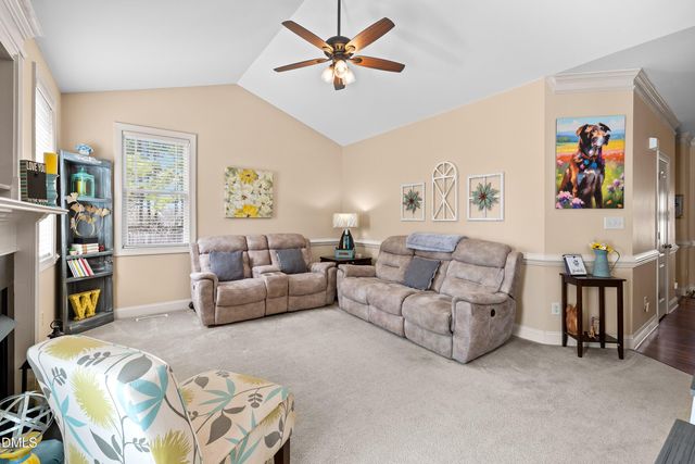 86 Thornhill Court, Clayton, NC 27520