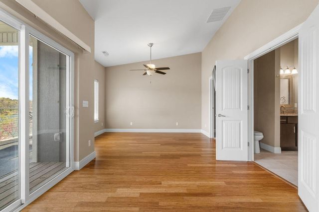 218 Vacation Ln 7, Reeds Spring, MO 65737