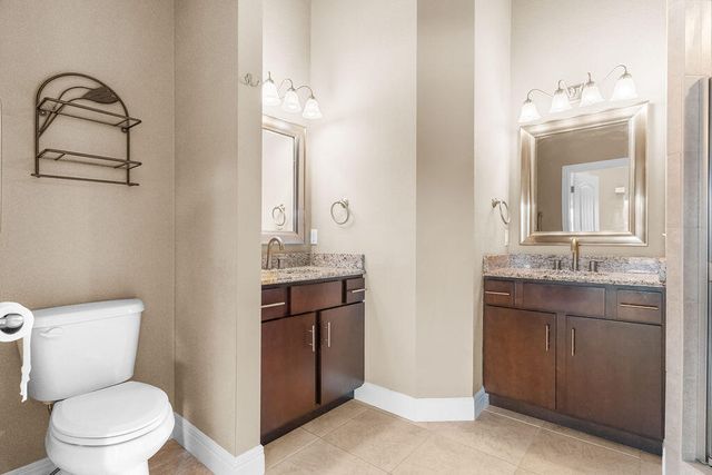 218 Vacation Ln 7, Reeds Spring, MO 65737