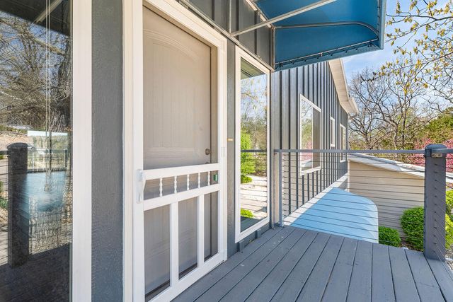 218 Vacation Ln 7, Reeds Spring, MO 65737